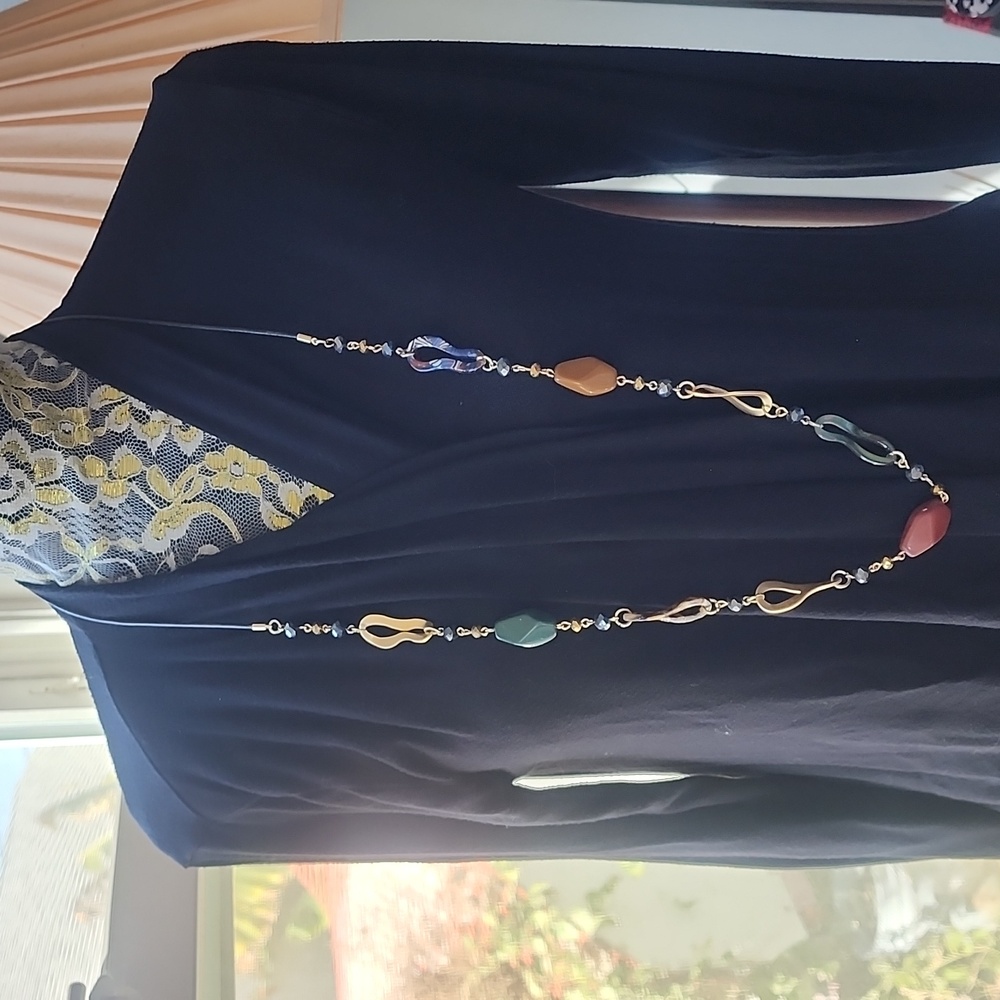 - NEW Fashion Jewelry Necklace